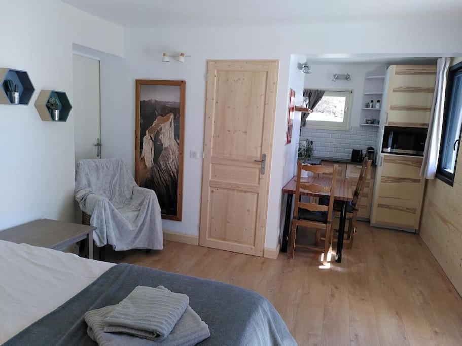 Studio Cosy Et Fonctionnel Entre Saule Et Lilas Виллар-де-Ланс Экстерьер фото